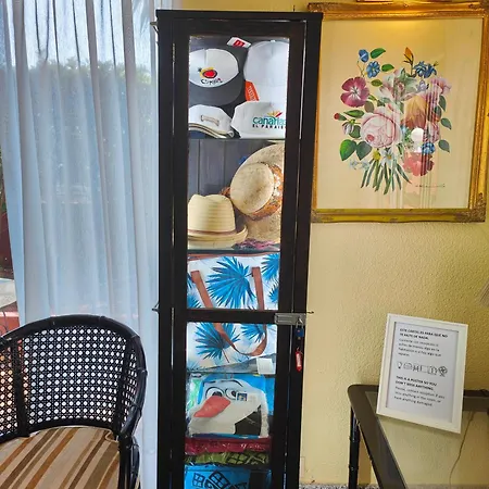 Hotel Oyo Don Cándido *