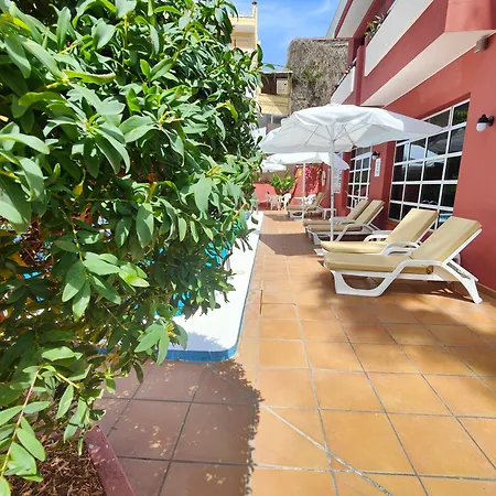 Oyo Don Cándido Hotel *